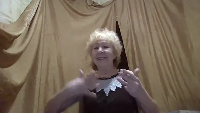  Estelitta 5 online show from December 18, 5:50 pm