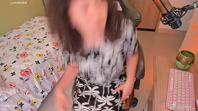 orchide  online show from January 17, 9:00 pm