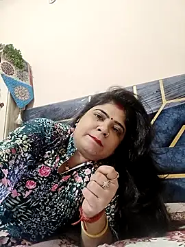 Husnpari20 online show from May 11, 7:10 am