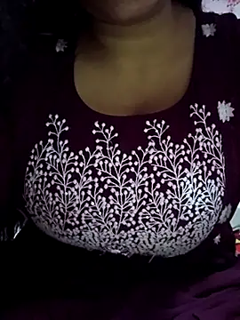 Love Tina  online show from November 12, 3:59 am