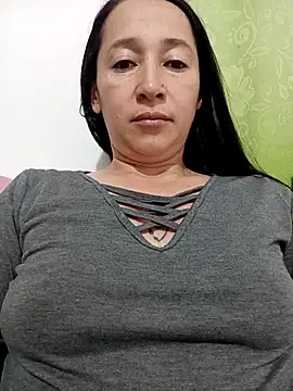 emilypoppy3 online show from February 9, 8:55 pm