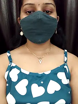 Angleannie online show from April 16, 8:08 pm