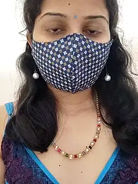 Snapshot of Angleannie chatting on October 18, 8:50 am Angleannie online show from October 18, 8:50 am