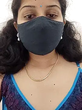 Angleannie online show from October 31, 4:33 pm