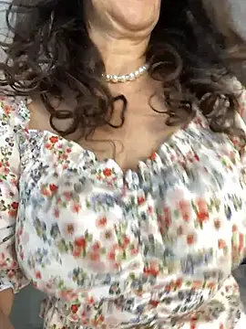 Katie-n online show from July 2, 6:19 am