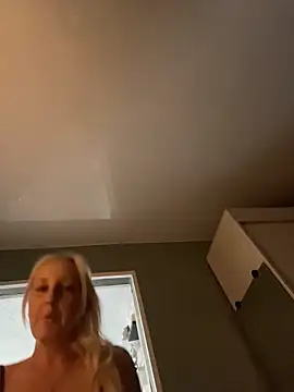 MerlinDave online show from March 31, 1:05 am