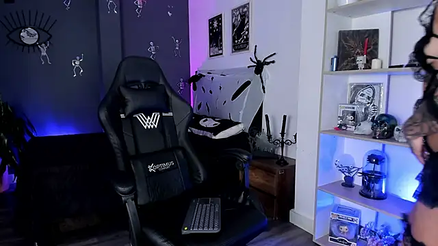 Raven Witch  online show from November 27, 8:45 pm