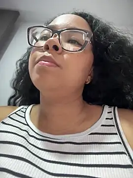 XMara online show from October 15, 5:04 pm