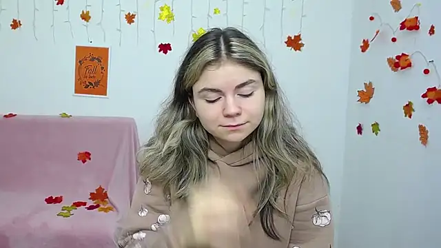 TinaRedly online show from December 1, 7:16 pm