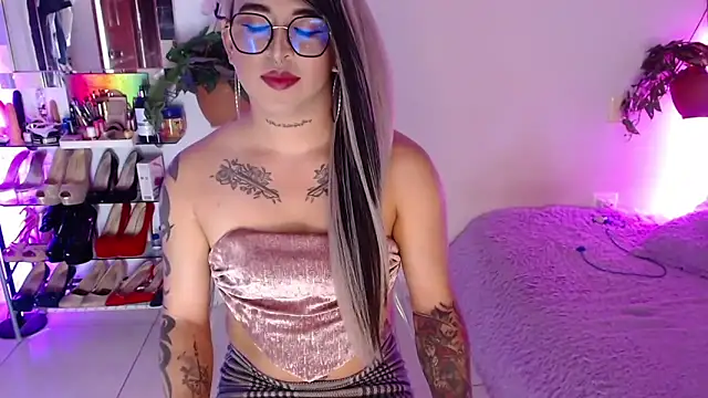 Laveneno ortiz07 online show from March 29, 12:31 am