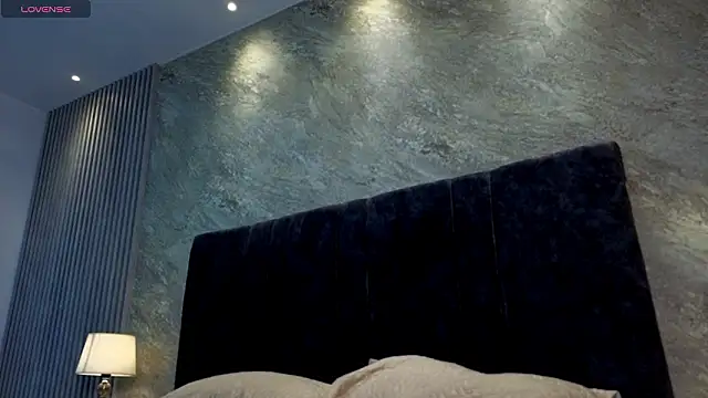 lola  sweetx online show from March 10, 11:25 am