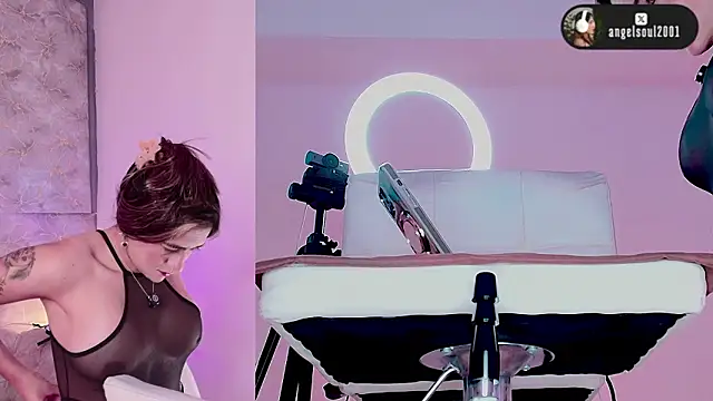 Angelst   online show from March 21, 8:19 am