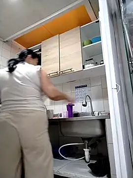 Natasha miilf online show from April 7, 12:51 pm