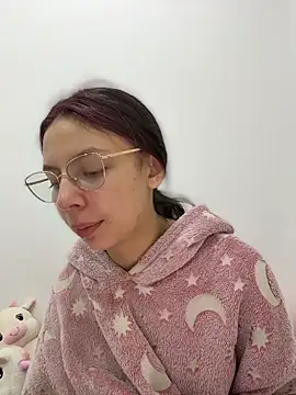 Bonniepark online show from December 21, 1:15 pm