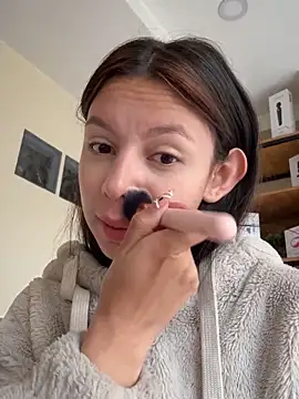 Bonniepark online show from October 29, 1:04 pm