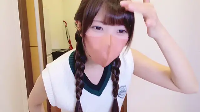 Snapshot of Naachan_ chatting on September 19, 9:52 am Naachan  online show from September 19, 9:52 am