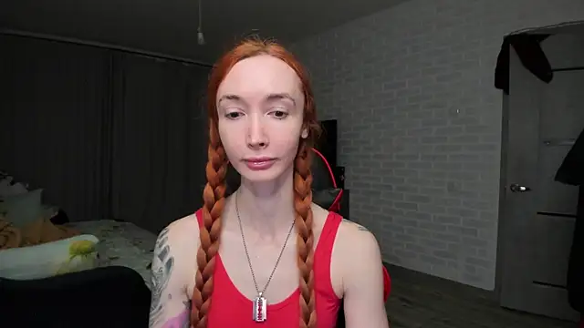 Roxy Silver online show from December 16, 7:20 pm