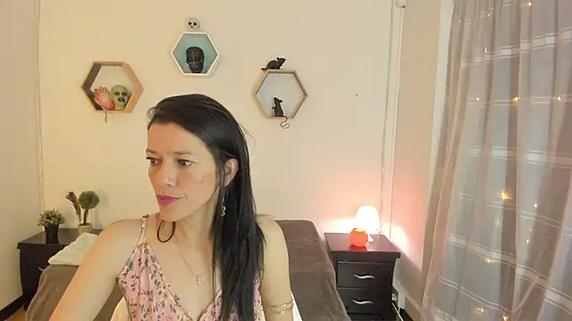 Snapshot of Paloma_victory chatting on October 23, 8:37 pm Paloma victory online show from October 23, 8:37 pm