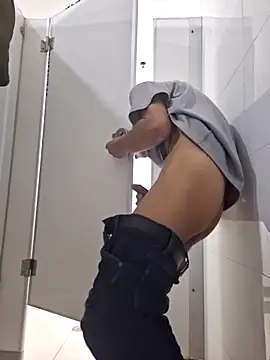 Nacho18hot online show from February 27, 10:53 pm