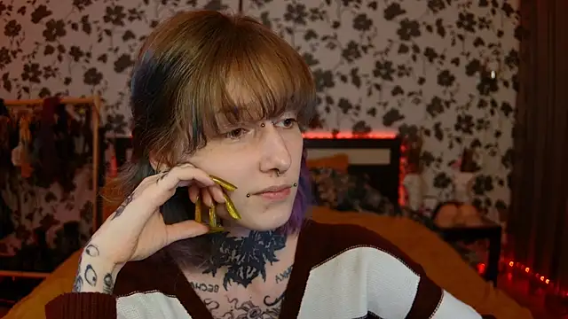 Littlespacemouse online show from September 14, 5:33 pm