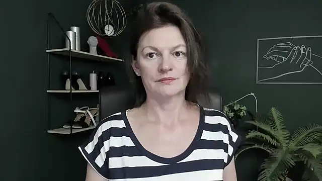 VivianWILD online show from July 16, 8:41 am