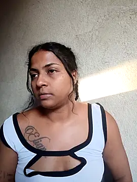 Giselabrunette25 online show from November 29, 9:52 pm