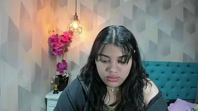 LindaBreeS online show from January 18, 5:42 pm