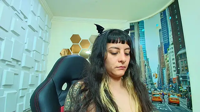 Naughty Kittenm online show from February 14, 11:56 am