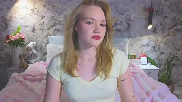 Aurora Golden1 online show from February 5, 3:26 pm