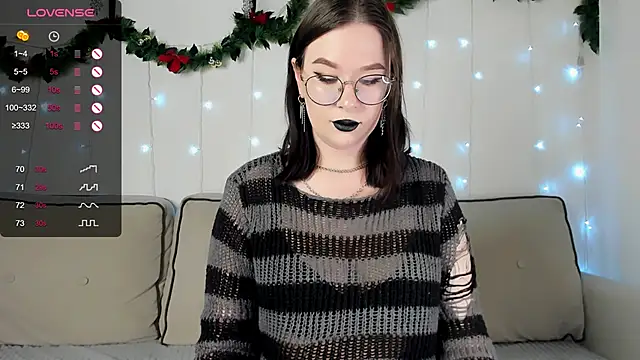 MyNameIsLilith online show from February 7, 3:38 pm