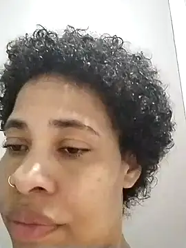 Snapshot of Su_Duarte_1 chatting on September 27, 3:47 am Su Duarte 1 online show from September 27, 3:47 am