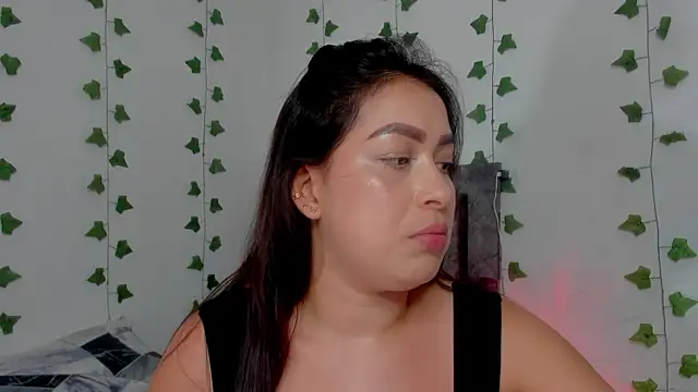 Miaa Garcia online show from April 29, 10:04 pm