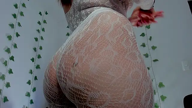 Miaa Garcia online show from April 6, 10:22 pm