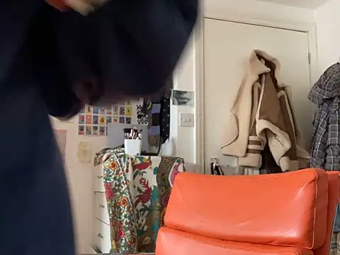 xxxYUKARIxxx online show from April 17, 1:57 pm