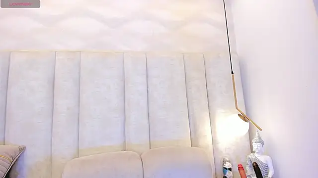 im nahomi online show from April 19, 10:56 pm