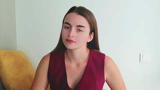 Miss Arwen online show from July 28, 9:18 am