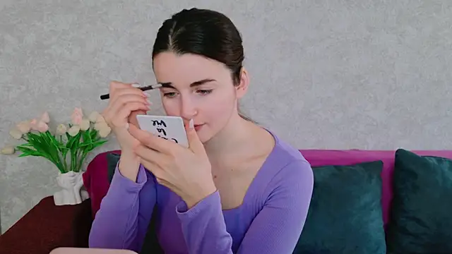 Miss Arwen online show from November 17, 4:35 am