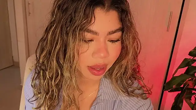 Melina Ferrer1 online show from July 16, 1:26 pm
