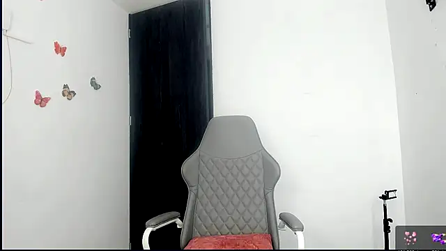 Nala j8 online show from October 10, 1:16 pm