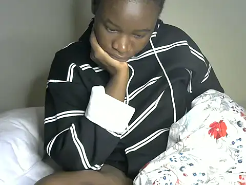 Novah  online show from March 31, 2:33 am