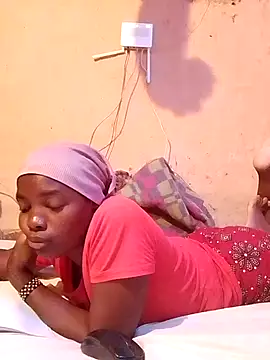 cute naimah online show from November 3, 8:40 am