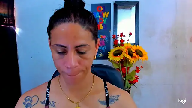 juanblakbigcock online show from May 31, 4:35 pm