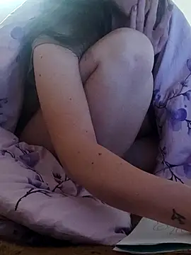 emeli moon online show from September 21, 6:50 pm