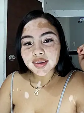 Shirley 23 online show from March 4, 8:15 pm