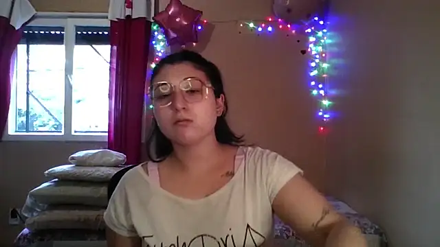 imsohornydacom online show from April 2, 7:11 pm