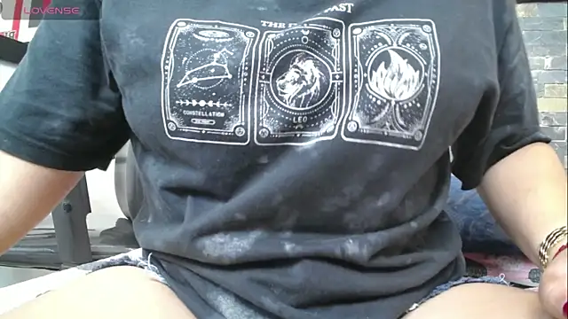 dayadubey  online show from April 18, 11:35 am