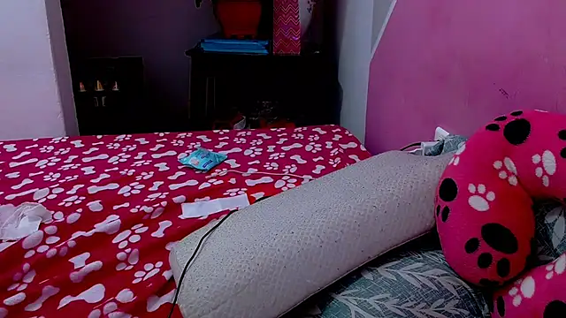 tomboyblue online show from October 20, 8:12 pm