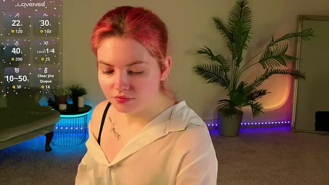 Lisa Adam online show from May 30, 4:15 pm