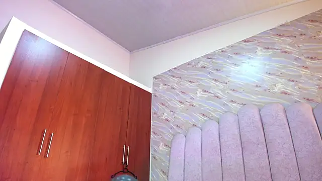 kathy-steven online show from February 18, 1:49 am