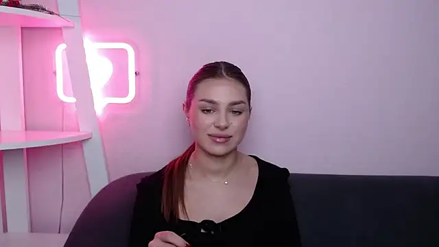 MilanaAngelAs online show from March 15, 6:04 am